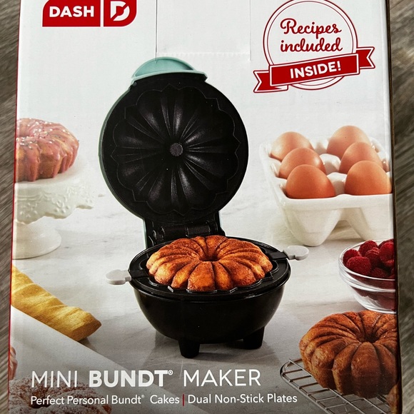 dash Kitchen New Dash Mini Bundt Maker Aqua Poshmark